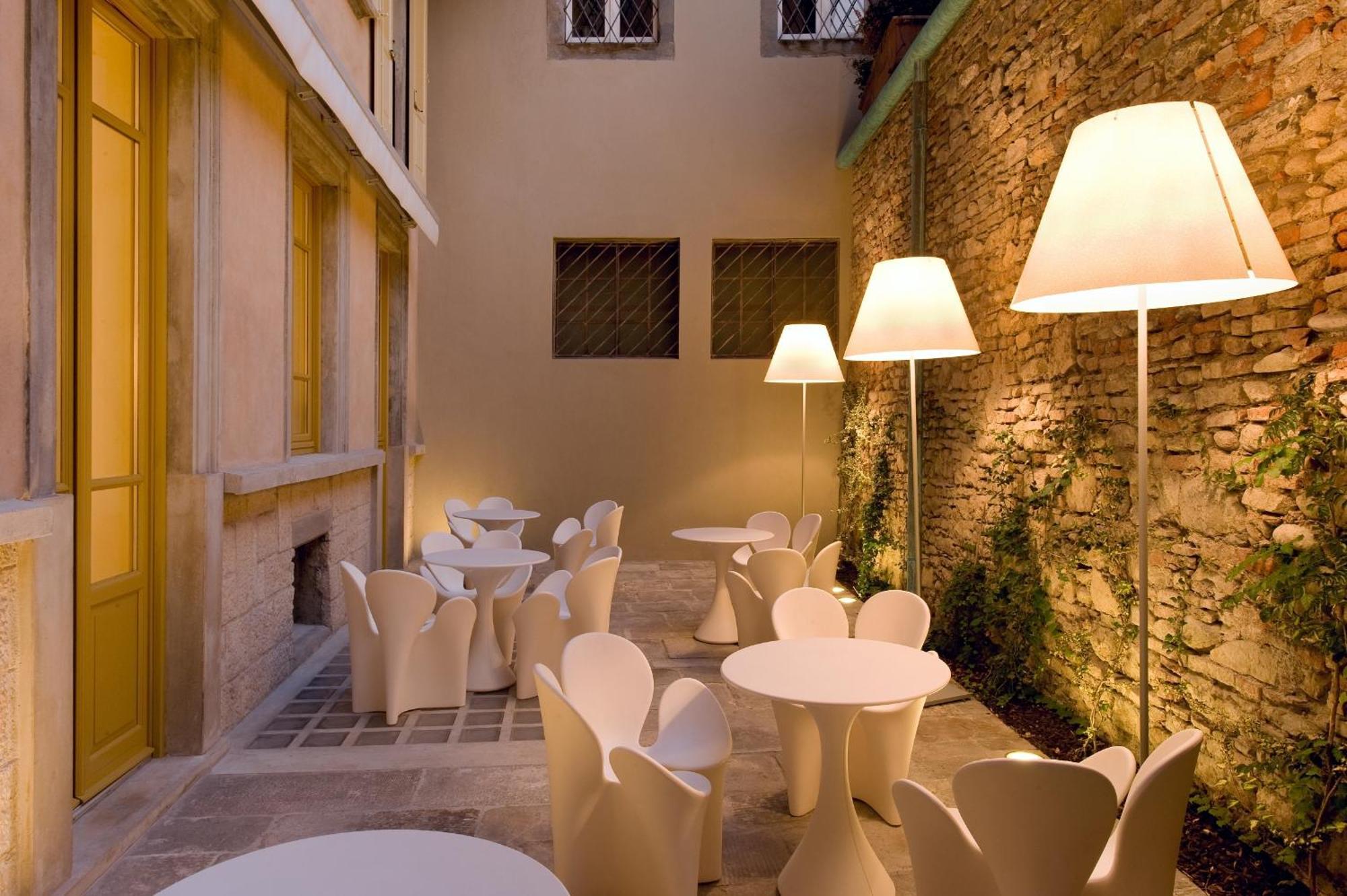 Petronilla - Hotel In بيرغامو المظهر الخارجي الصورة