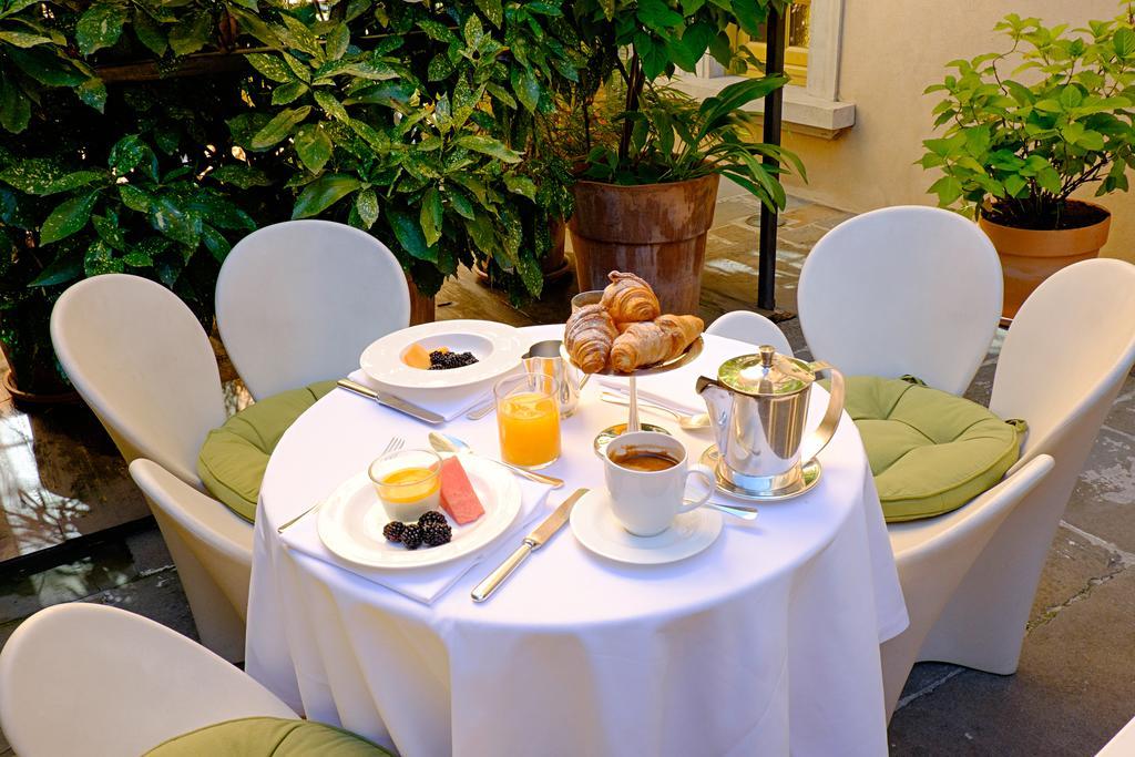 Petronilla - Hotel In بيرغامو المظهر الخارجي الصورة